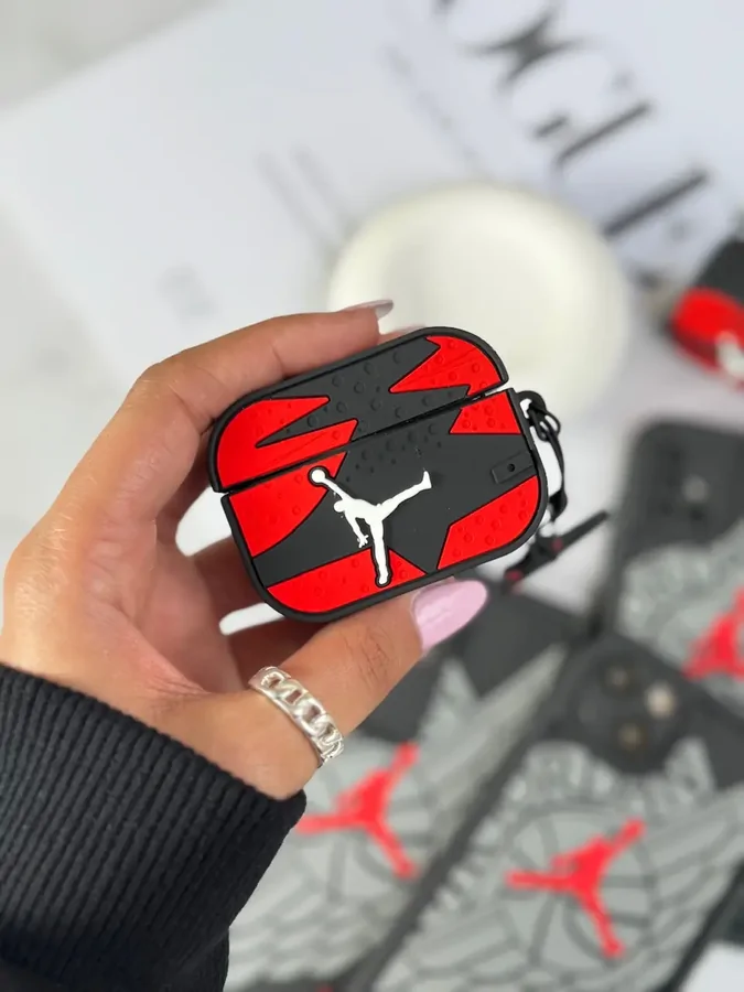 80b737 کاور ایرپاد سیلیکونی Nike Air Jordan (کدa0168) - Image 1