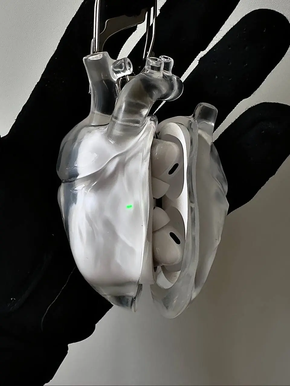 db1caa کاور ایرپاد The heart (کدa0220) - Image 1