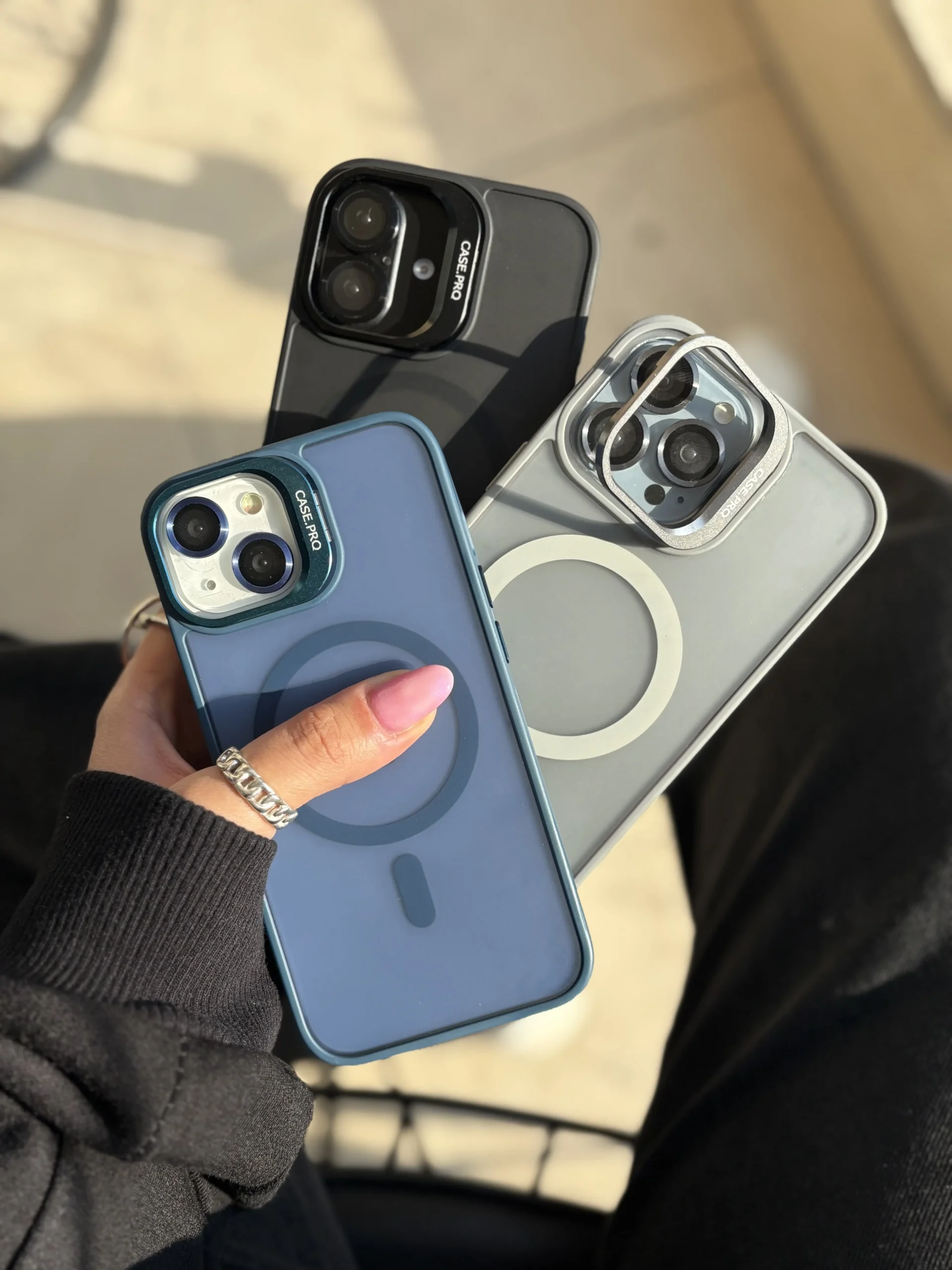 e0df50-2 قاب Matte CasePro Lens with MagSafe استند شو با لنز رینگی (کدC1608) - Image 1